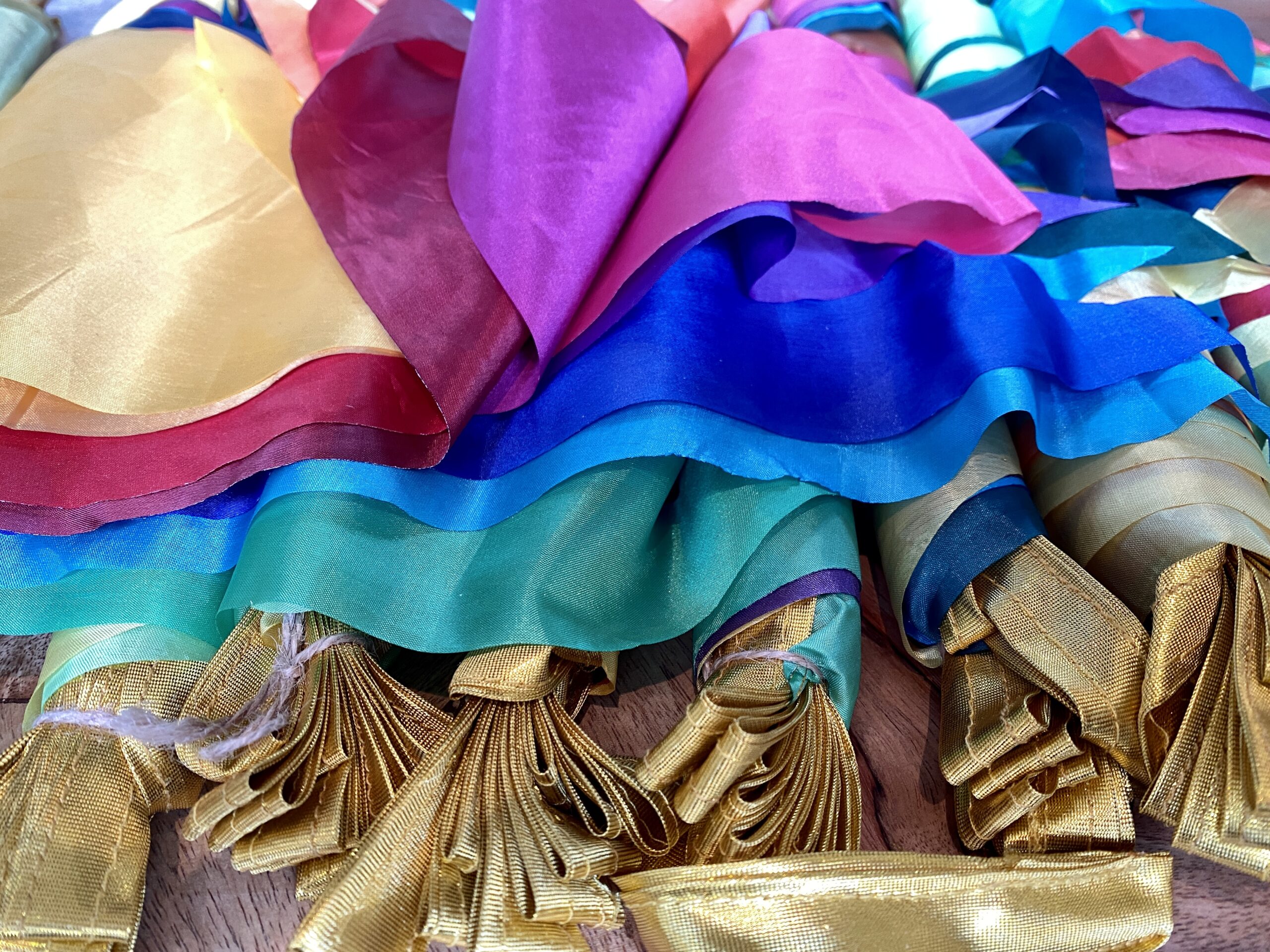 oversized bunting